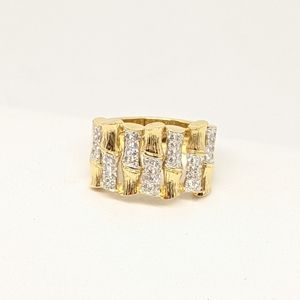 Right hand diamond ring bamboo shape